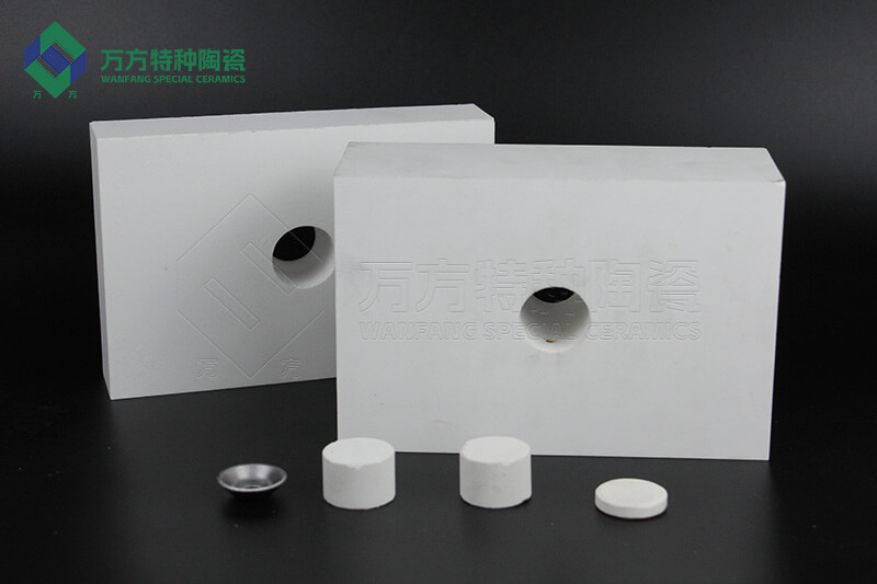 92耐磨陶瓷衬砖（焊接型）